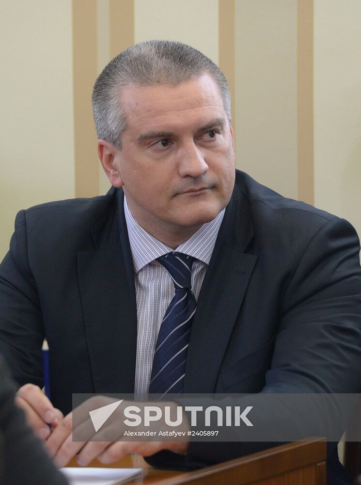 Dmitry Medvedev visits Crimea