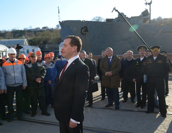 Dmitry Medvedev visits Crimea