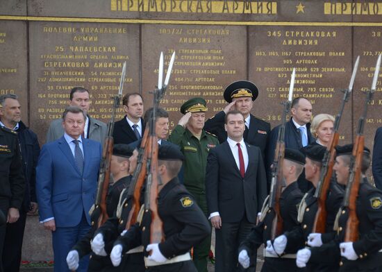 Dmitry Medvedev visits Crimea