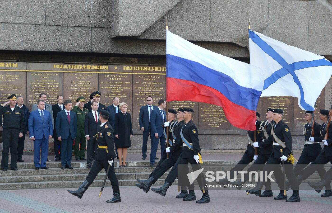 Dmitry Medvedev visits Crimea