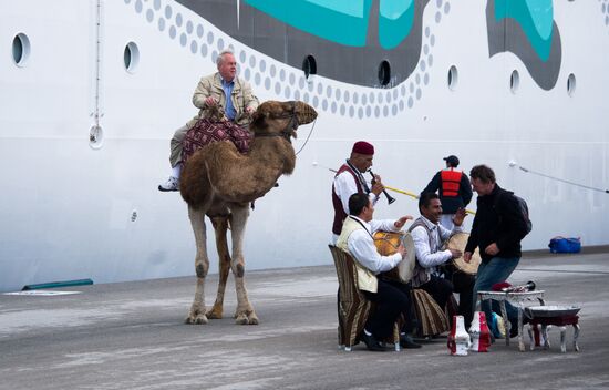 World cities. La Goulette