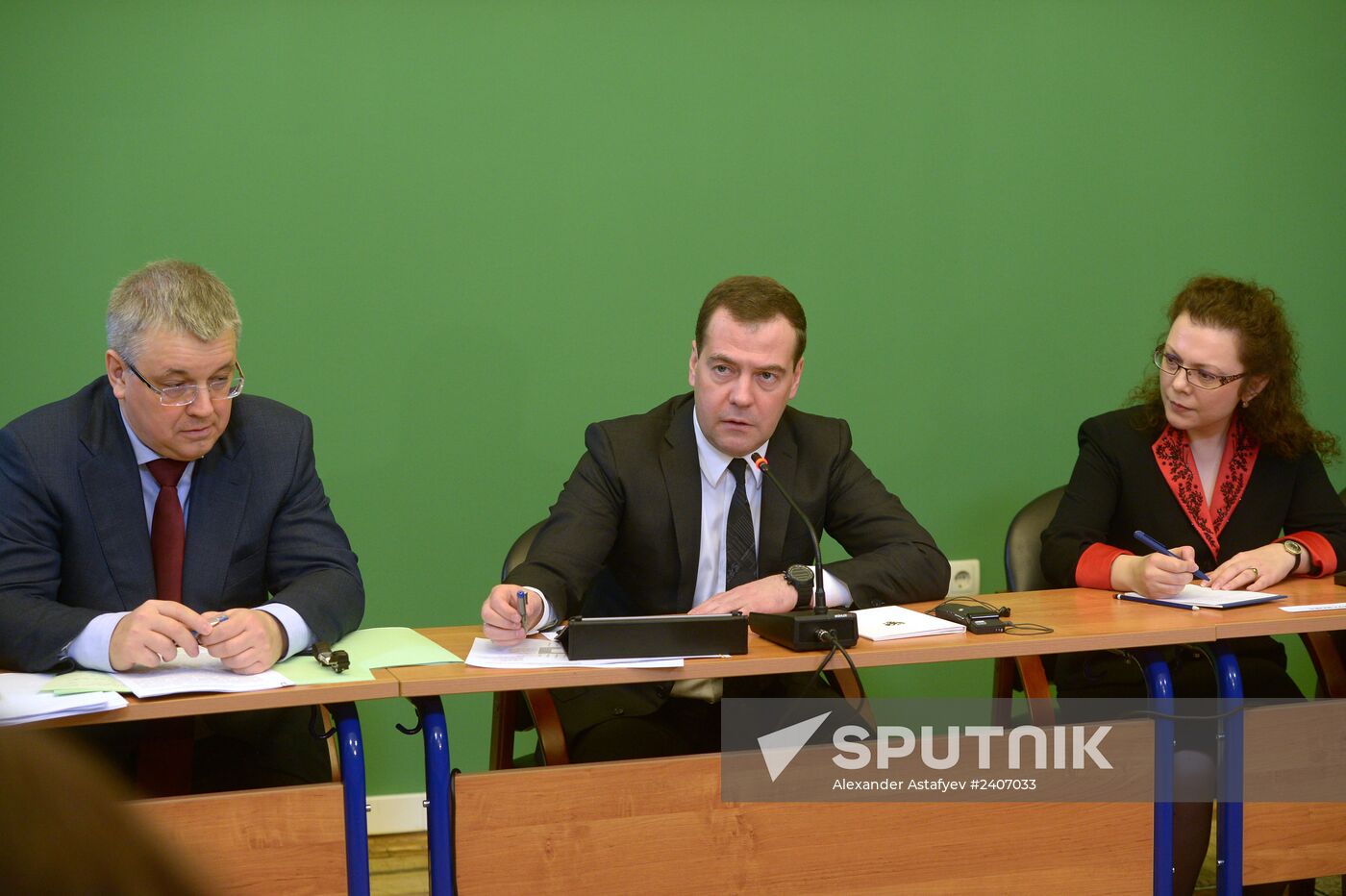 Dmitry Medvedev attends academic conference Economic and Social Modernization