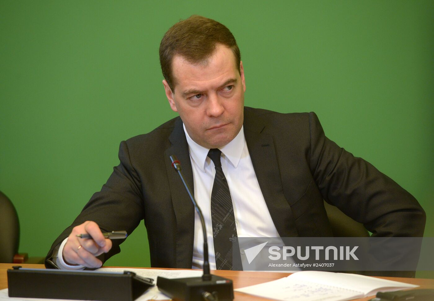 Dmitry Medvedev attends academic conference Economic and Social Modernization