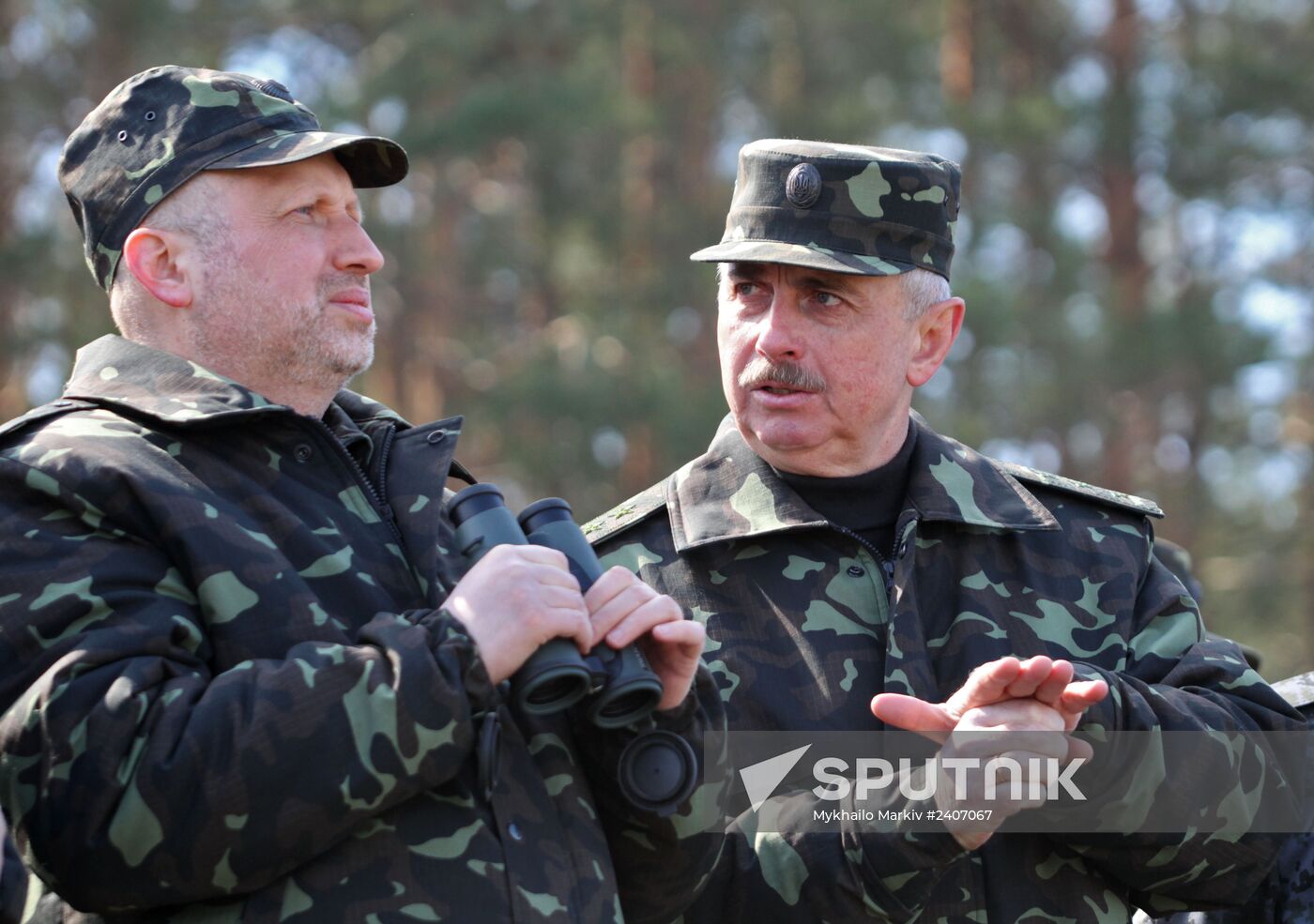 Ukraine holds military exercise in Chernigov Region