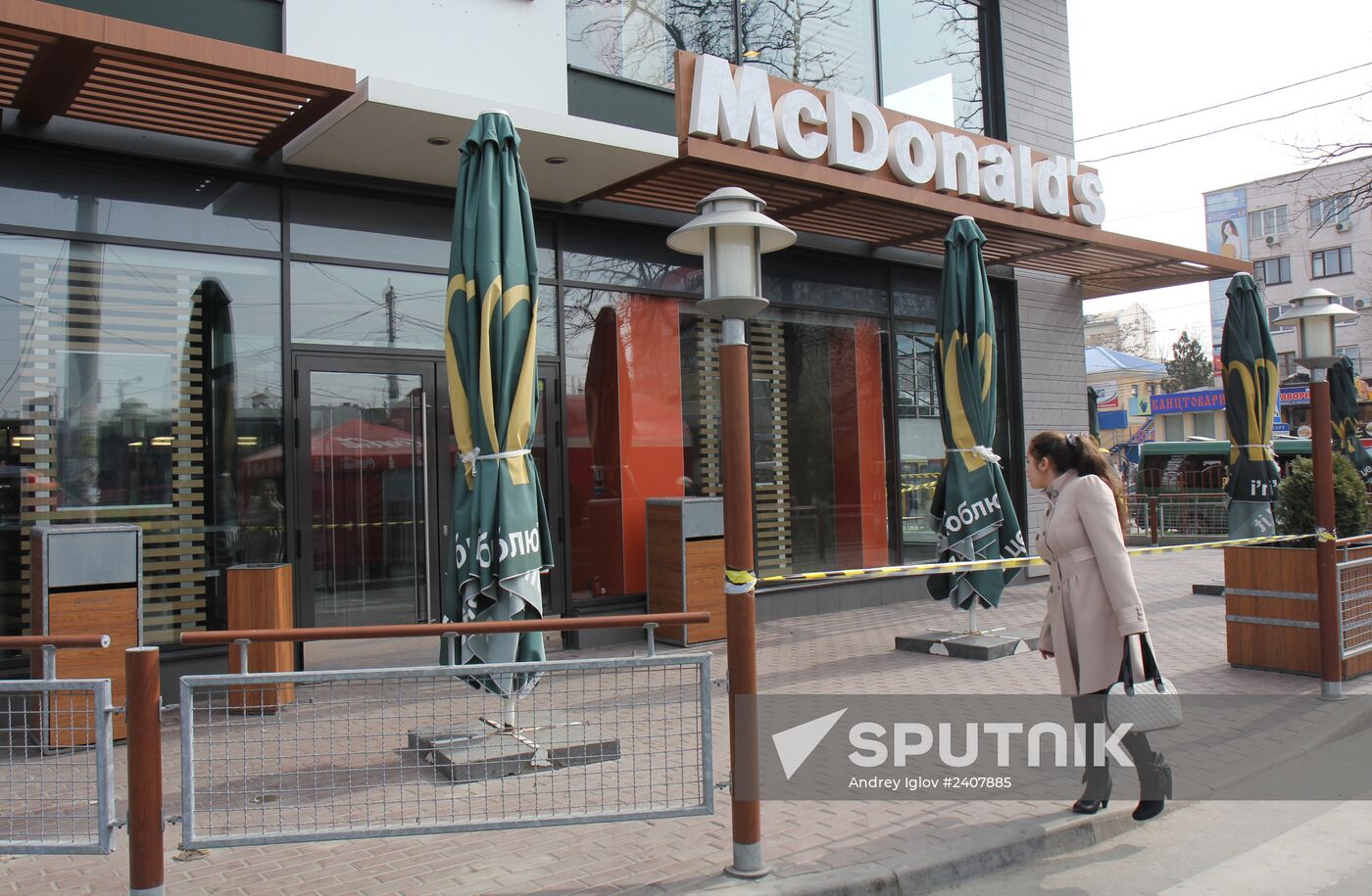 McDonald’s temporarily closes its fast food restaurants in Crimea