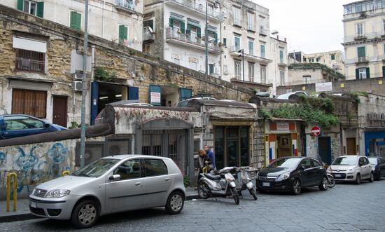 World Countries: Italy