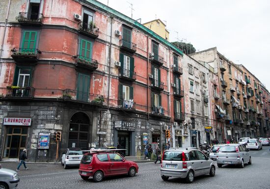 World Countries: Italy