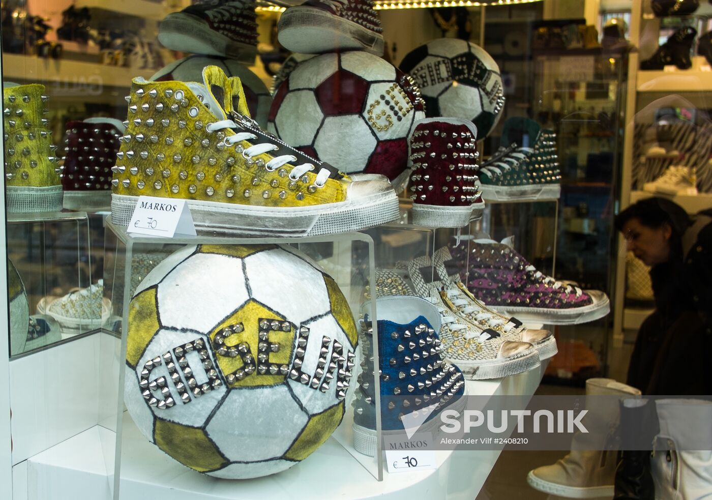 World Countries: Italy