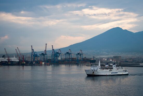 World Countries: Italy