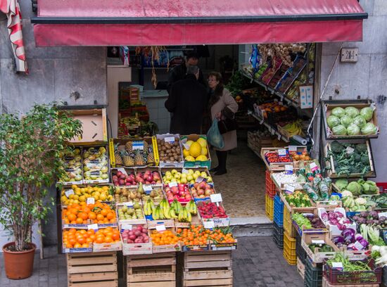 World Countries: Italy