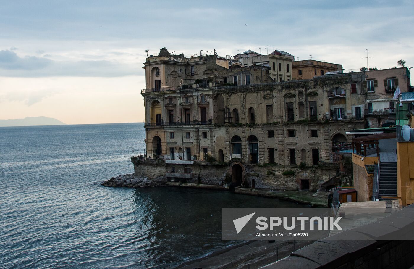 World Countries: Italy