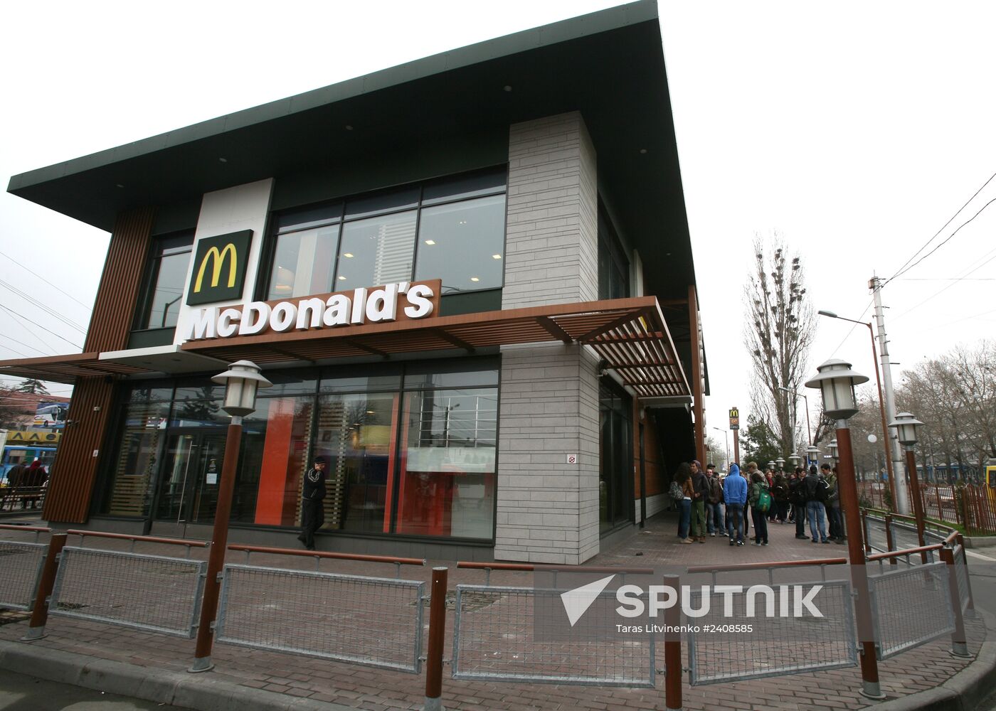 McDonald’s restaurants suspend operation in Crimea