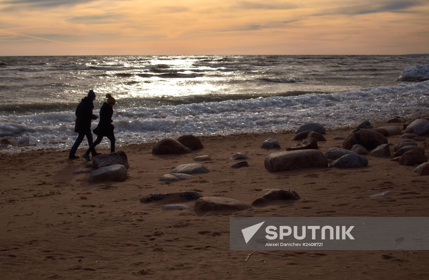 Shore of the Gulf of Finland in the resort area of St. Petersburg