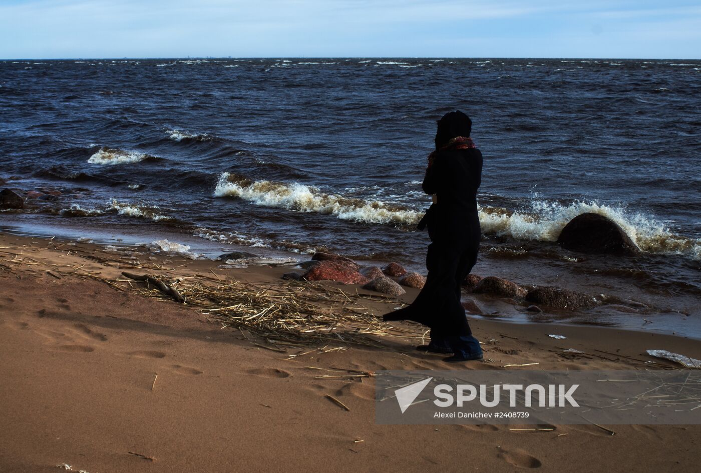 Shore of the Gulf of Finland in the resort area of St. Petersburg