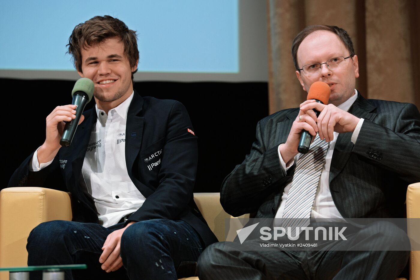World chess champion Sven Magnus Øen Carlsen visits the Moscow Institute of Physics and Technology