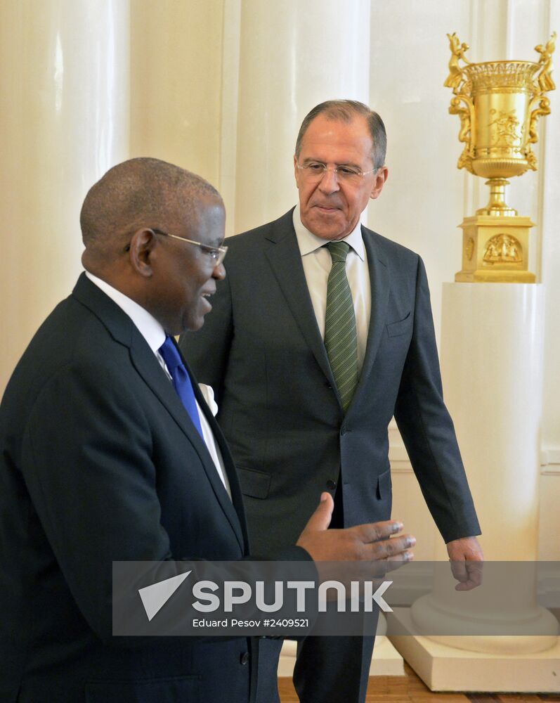 Sergei Lavrov meets with Georges Rebelo Pinto Chicoti