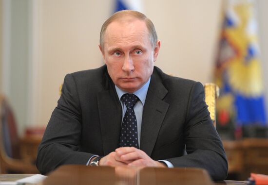 Vladimir Putin holds a meeting with heads of the Russian Government