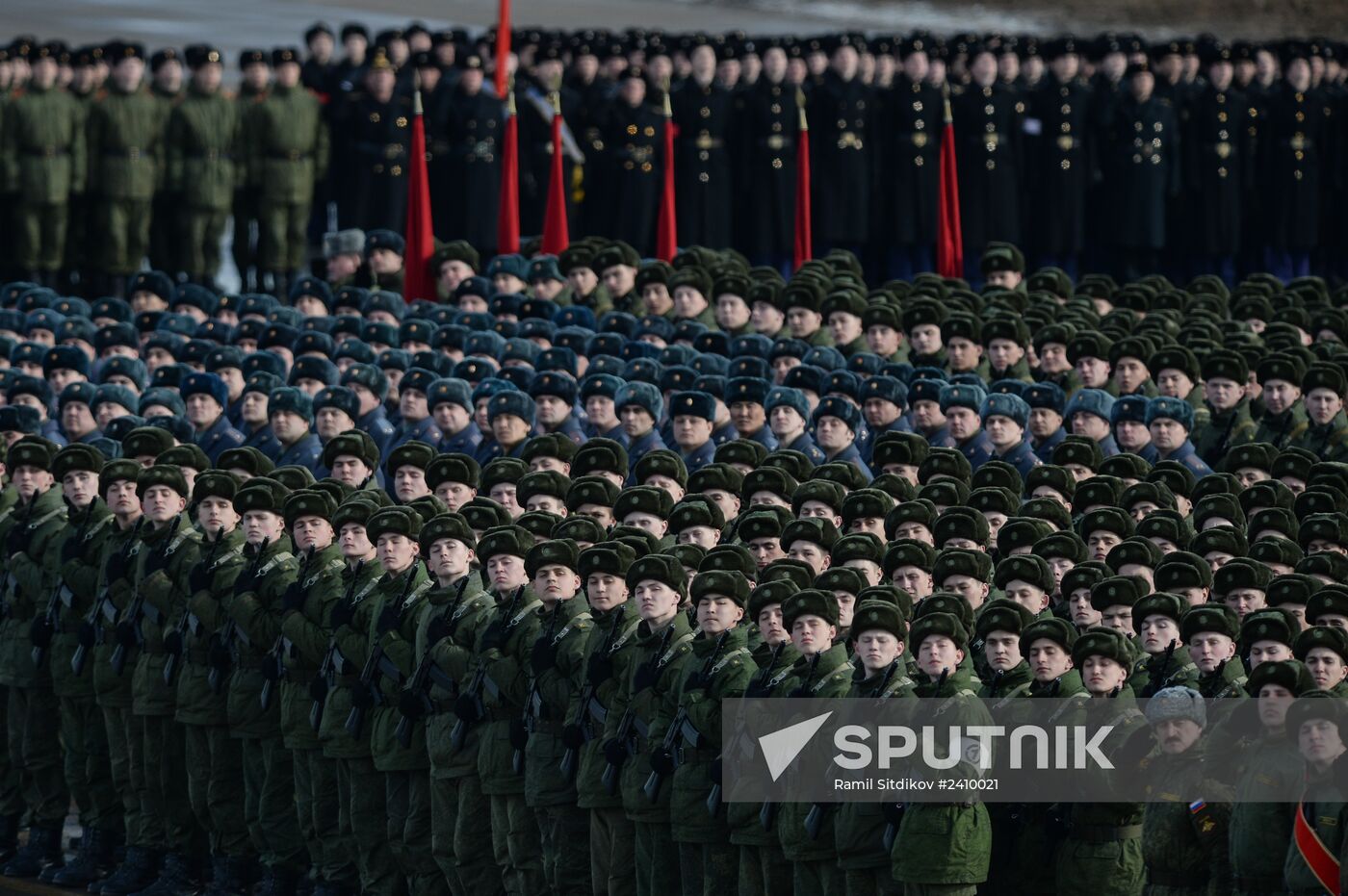 Joint rehearsal of marching and mechanized columns for the Victory Day parade