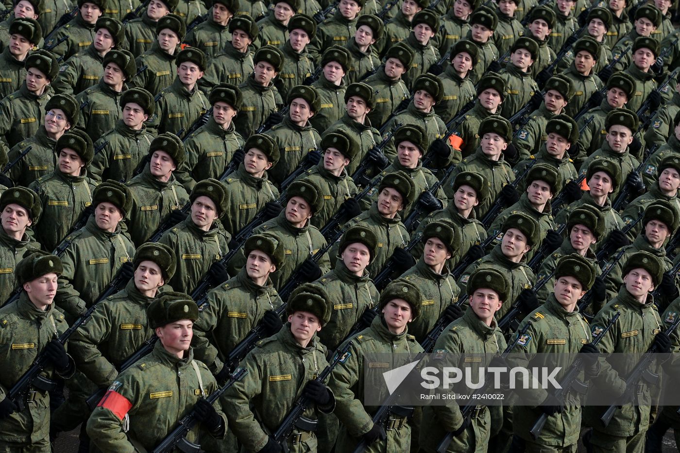 Joint rehearsal of marching and mechanized columns for the Victory Day parade