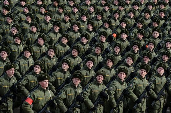 Joint rehearsal of marching and mechanized columns for the Victory Day parade
