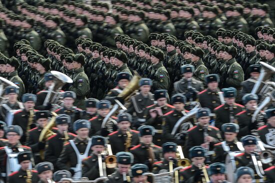 Joint rehearsal of marching and mechanized columns for the Victory Day parade