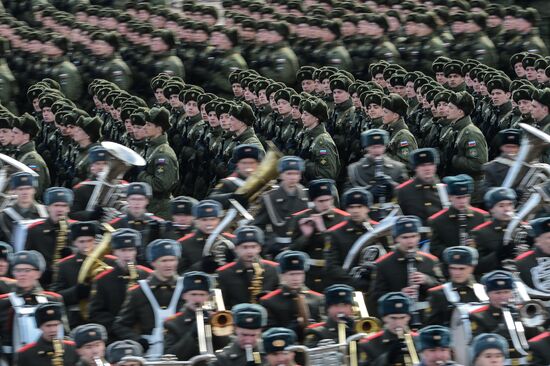 Joint rehearsal of marching and mechanized columns for the Victory Day parade