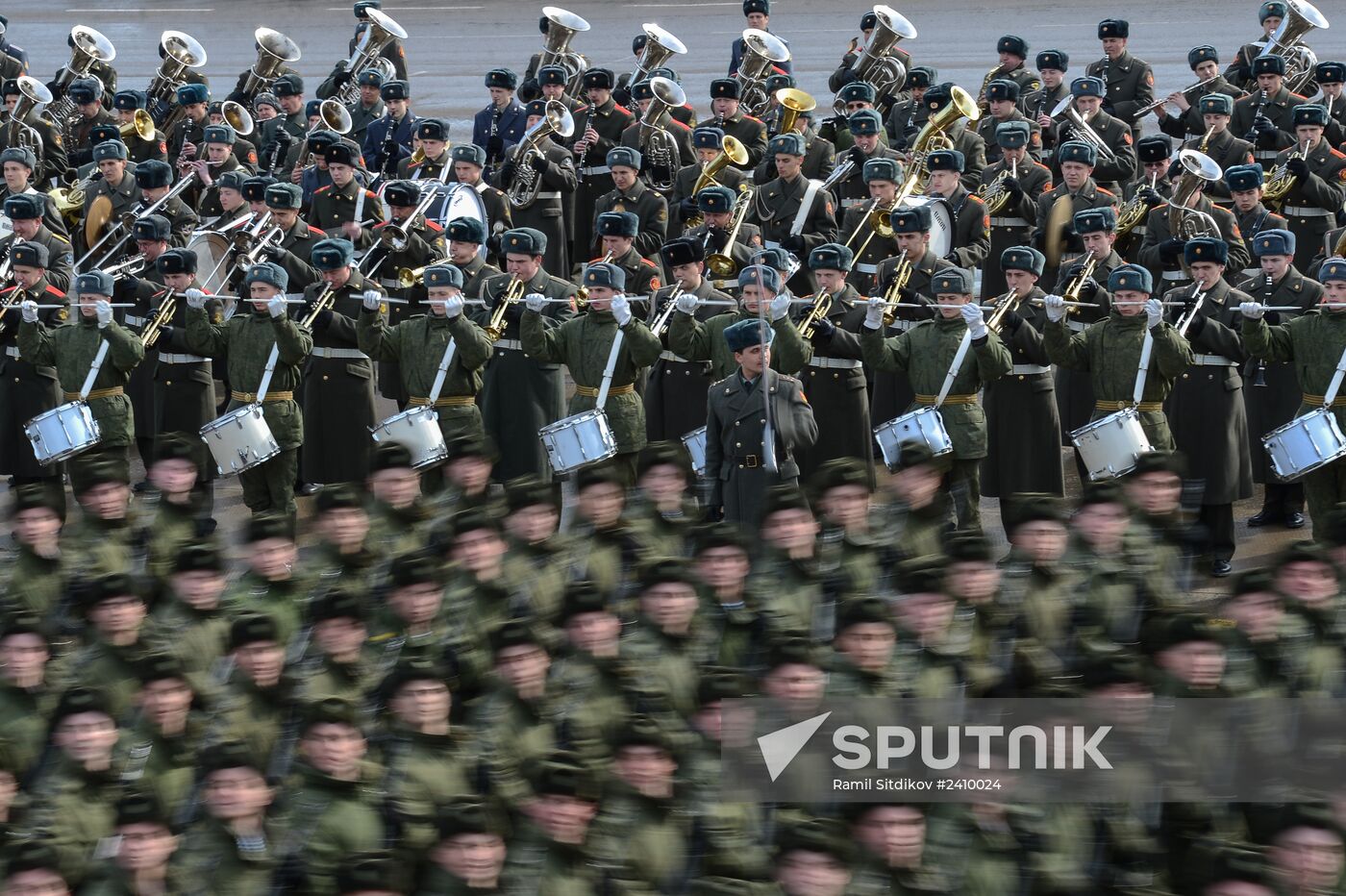 Joint rehearsal of marching and mechanized columns for the Victory Day parade