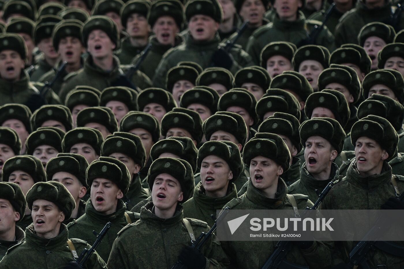 Joint rehearsal of marching and mechanized columns for the Victory Day parade