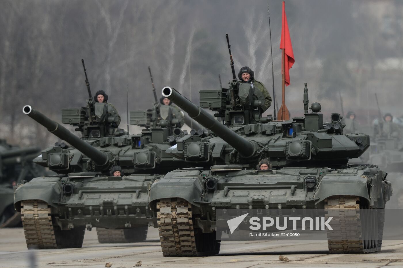 Joint rehearsal of marching and mechanized columns for the Victory Day parade