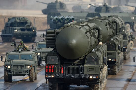 Joint rehearsal of marching and mechanized columns for the Victory Day parade