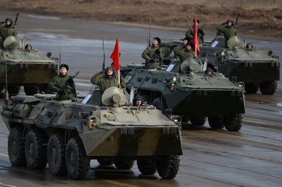 Joint rehearsal of marching and mechanized columns for the Victory Day parade