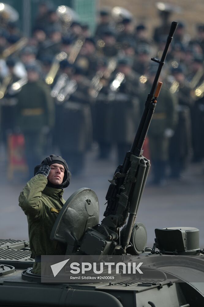 Joint rehearsal of marching and mechanized columns for the Victory Day parade