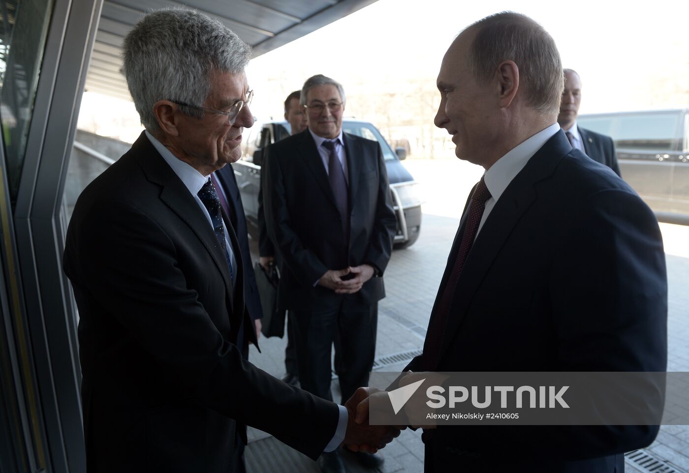 Vladimir Putin visits Memorial Museum of Cosmonautics
