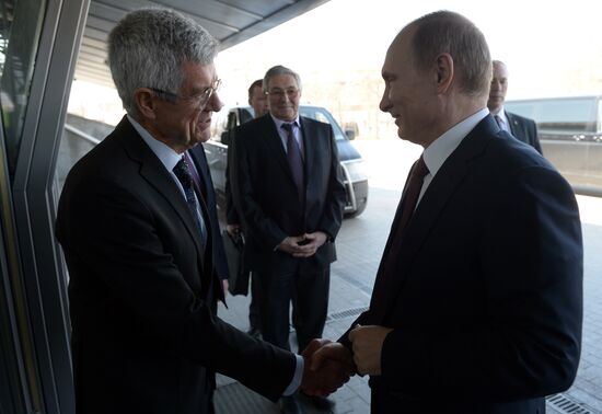 Vladimir Putin visits Memorial Museum of Cosmonautics