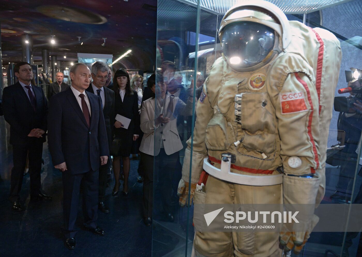 Vladimir Putin visits Memorial Museum of Cosmonautics