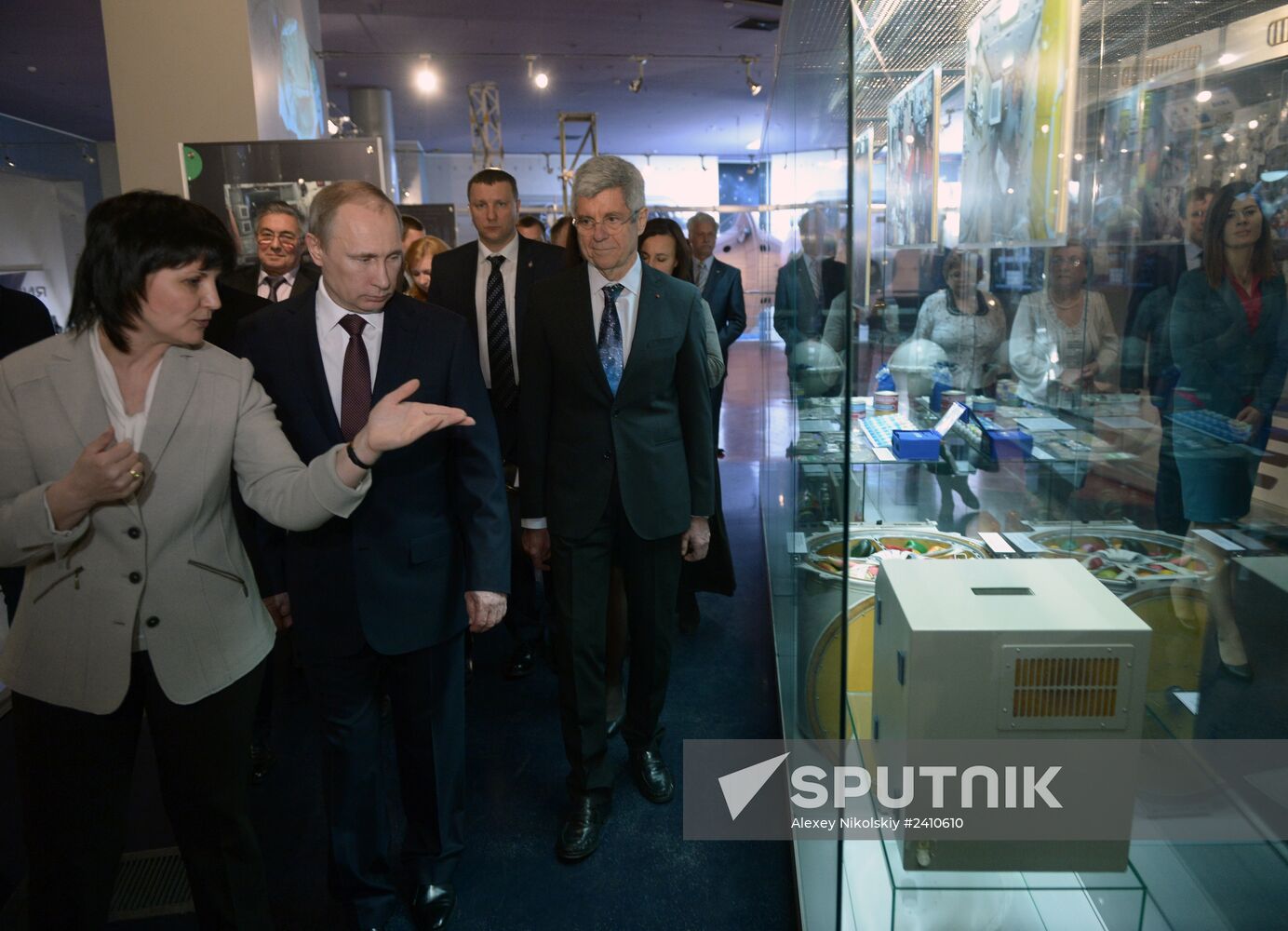 Vladimir Putin visits Memorial Museum of Cosmonautics