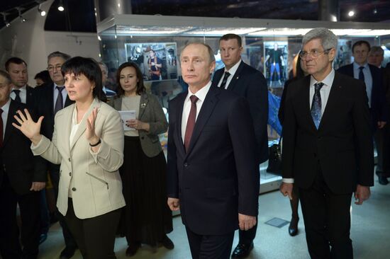 Vladimir Putin visits Memorial Museum of Cosmonautics