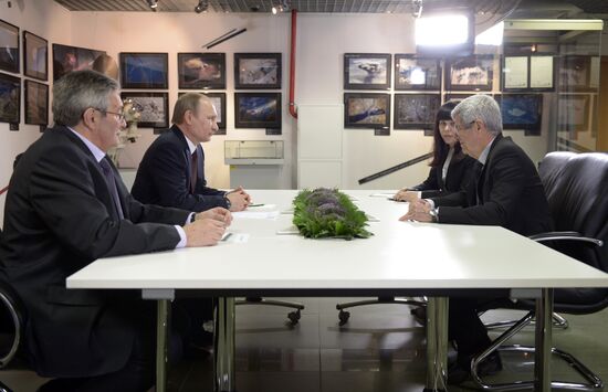 Vladimir Putin visits Memorial Museum of Cosmonautics