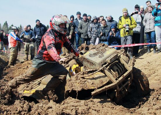 Motorsport: RainForest Challenge Russia 2014