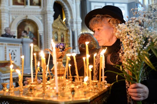 Patriarchal service on eve of Jesus' entry into Jerusalem