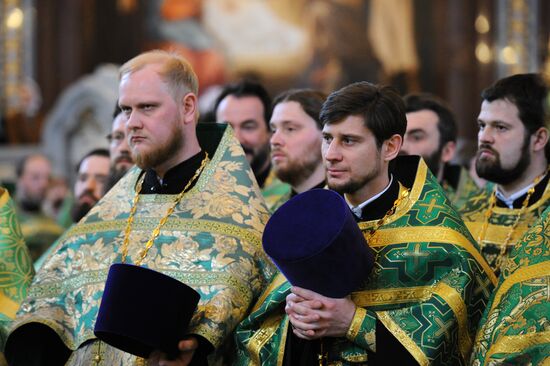 Patriarchal service on eve of Jesus' entry into Jerusalem