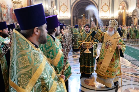 Patriarchal service on eve of Jesus' entry into Jerusalem