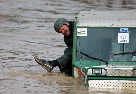 Motorsport: RainForest Challenge Russia 2014