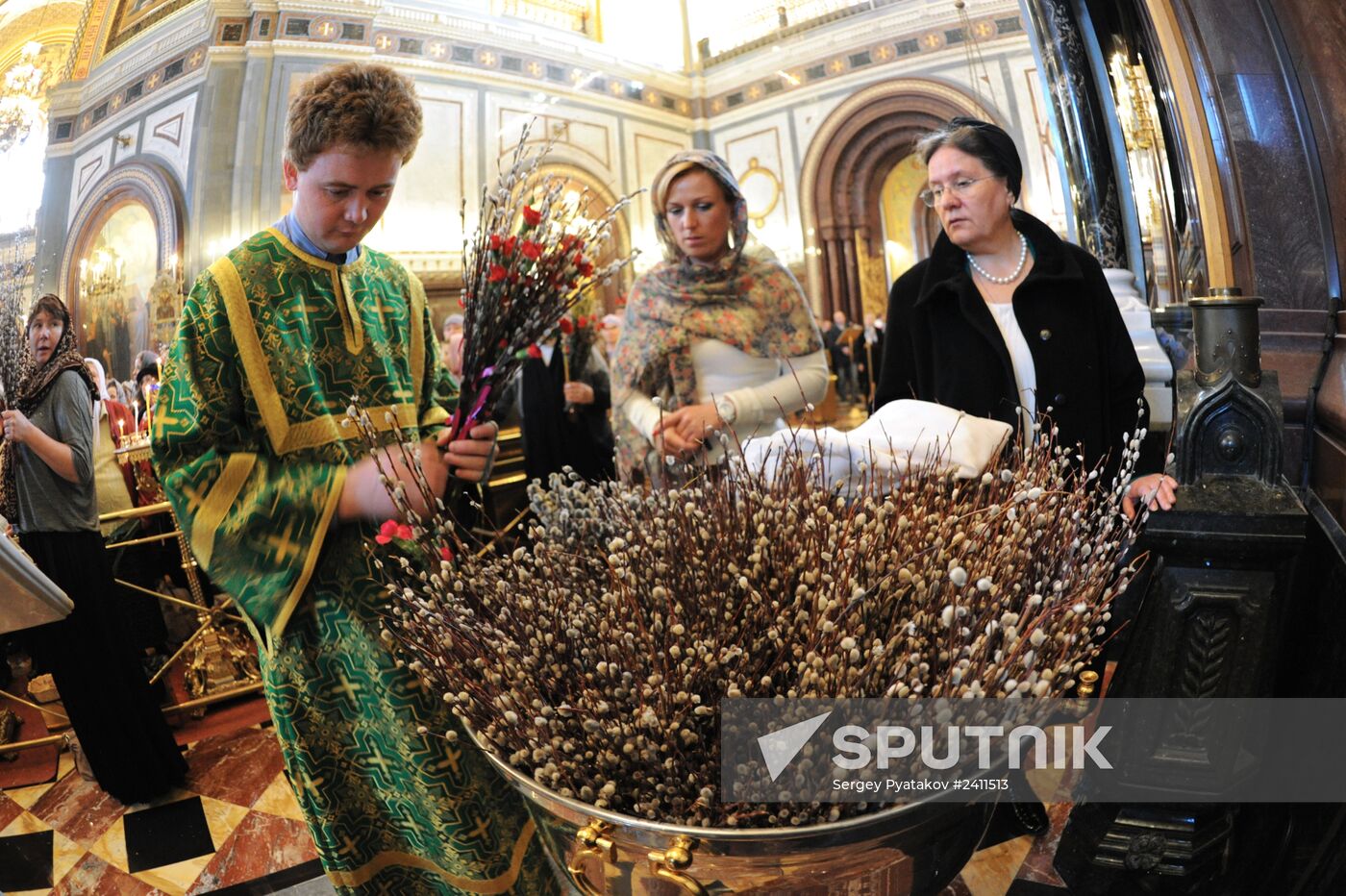 Patriarchal service on eve of Jesus' entry into Jerusalem