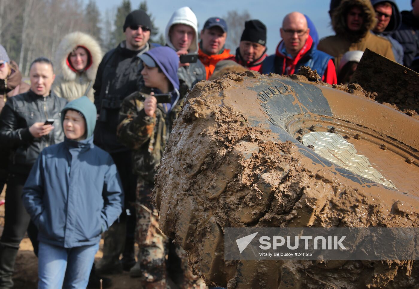 Motorsport: RainForest Challenge Russia 2014