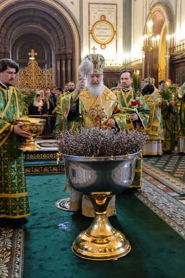 Patriarchal service on eve of Jesus' entry into Jerusalem