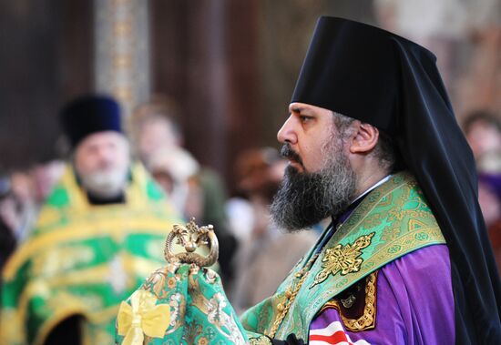 Patriarchal service on eve of Jesus' entry into Jerusalem