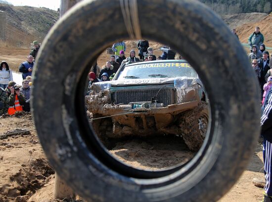 Motorsport: RainForest Challenge Russia 2014