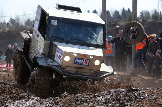 Motorsport: RainForest Challenge Russia 2014