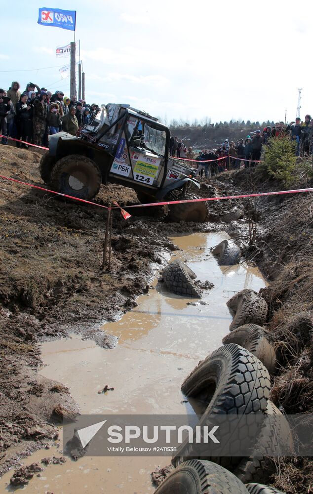 Motorsport: RainForest Challenge Russia 2014